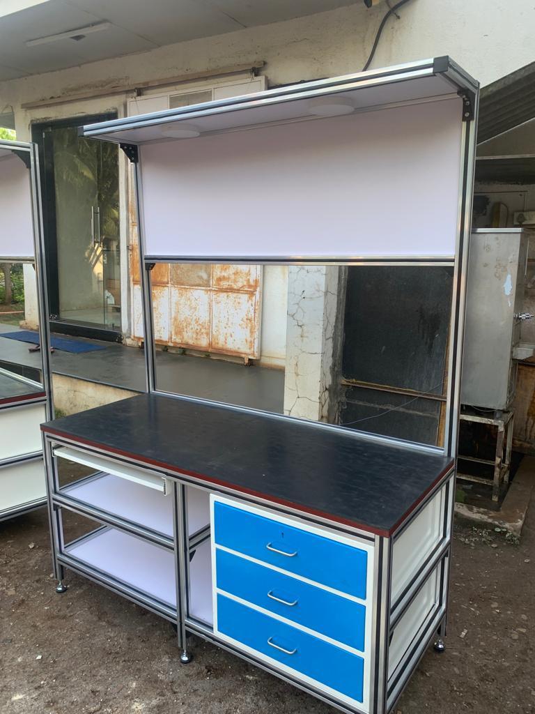 Inspection table 15