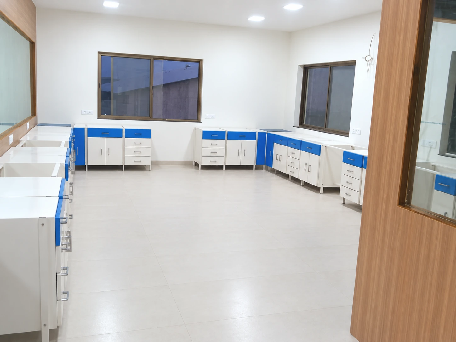 Lab Table — AI-cleaned product photograph